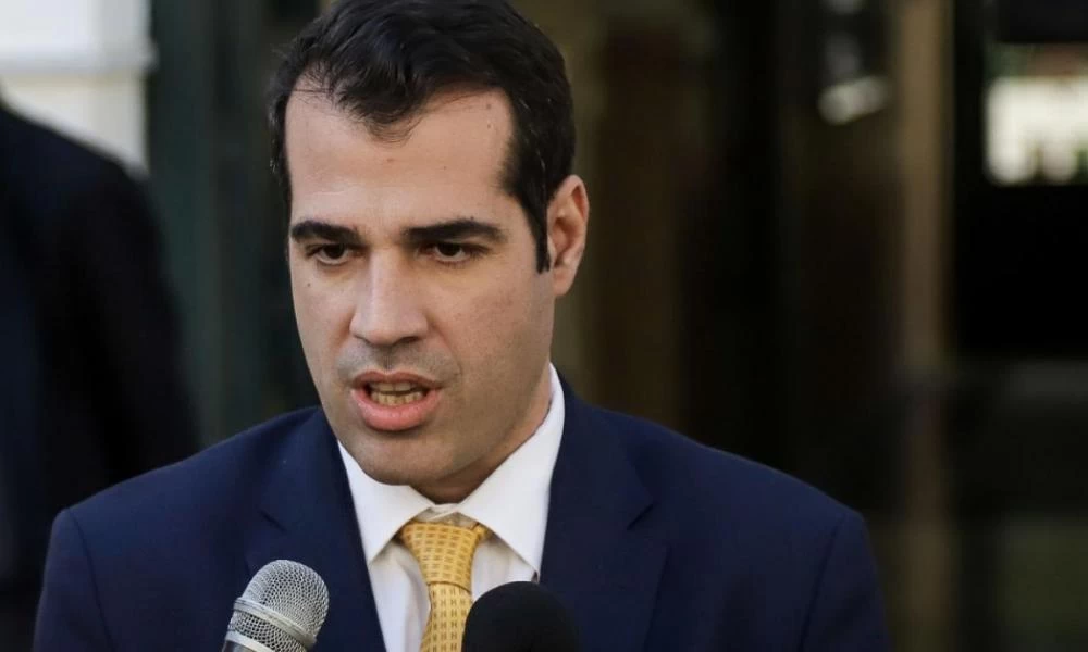 Πλεύρης: "Να καταργηθεί η διάταξη που επιτρέπει γάμο με ανήλικο"